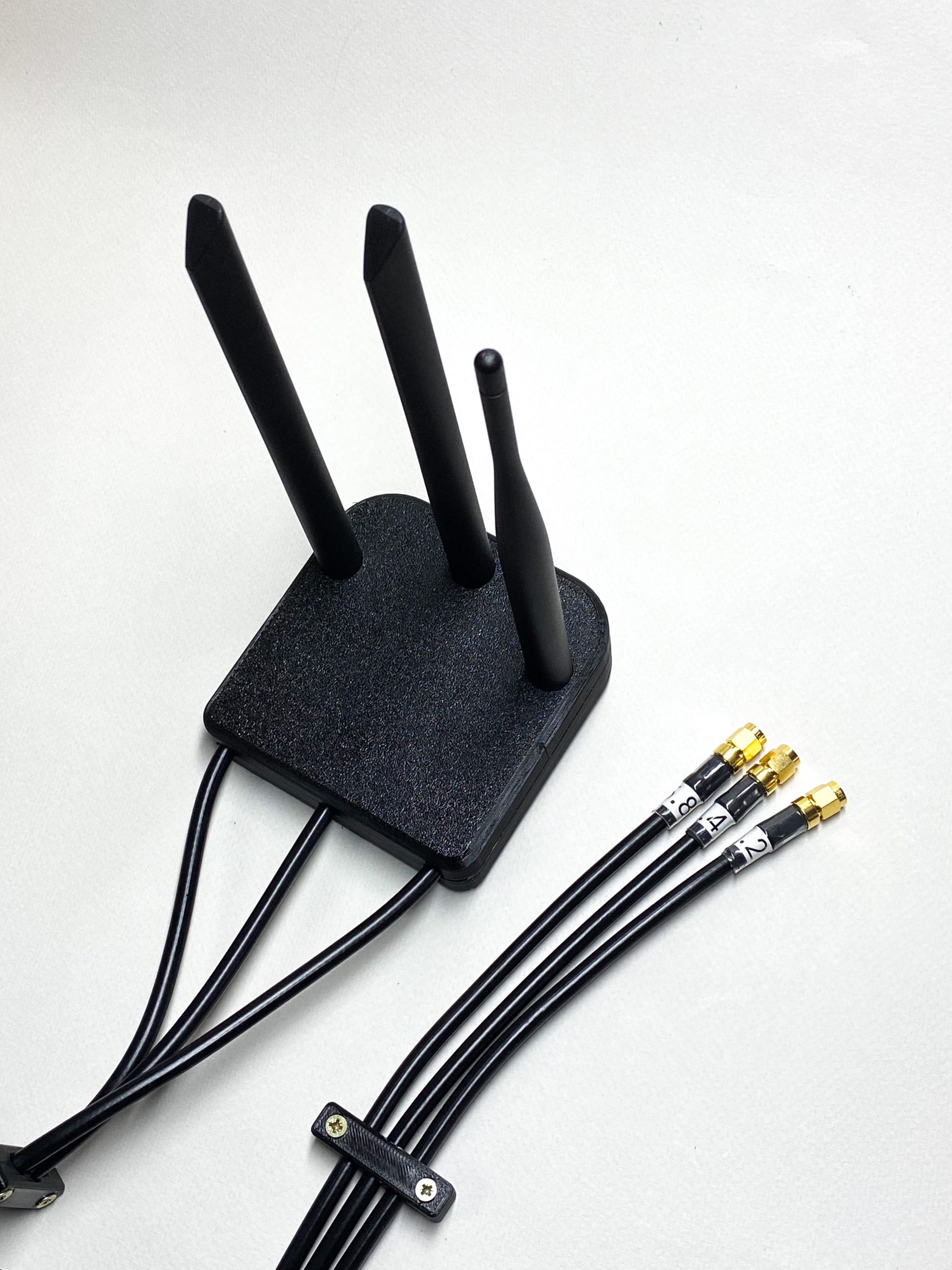 KARA DAG – OBRIY 1.4C - Detector RF antidrones portátil - Imagen 9