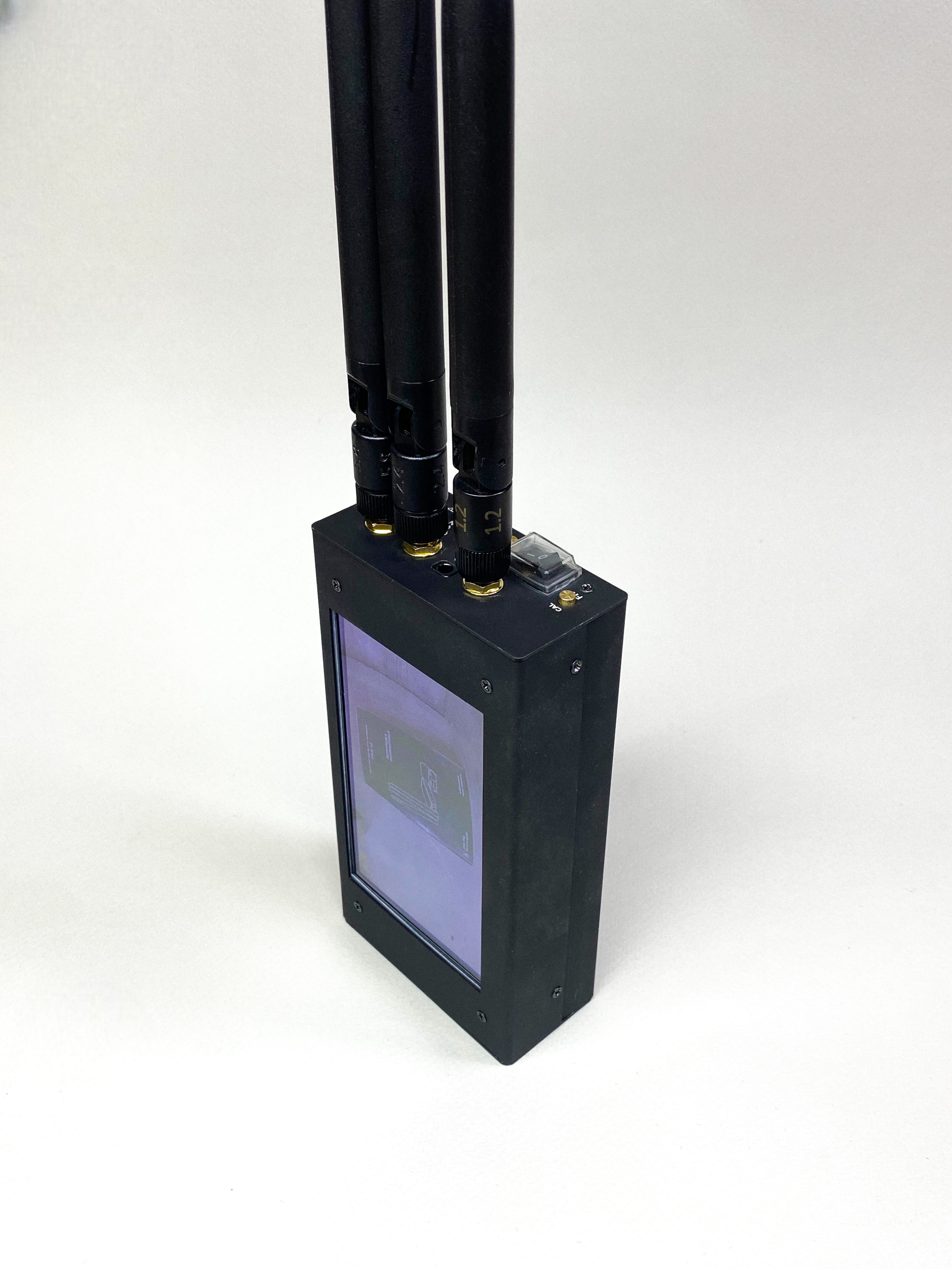 KARA DAG – OBRIY 1.4C - Detector RF antidrones portátil - Imagen 4