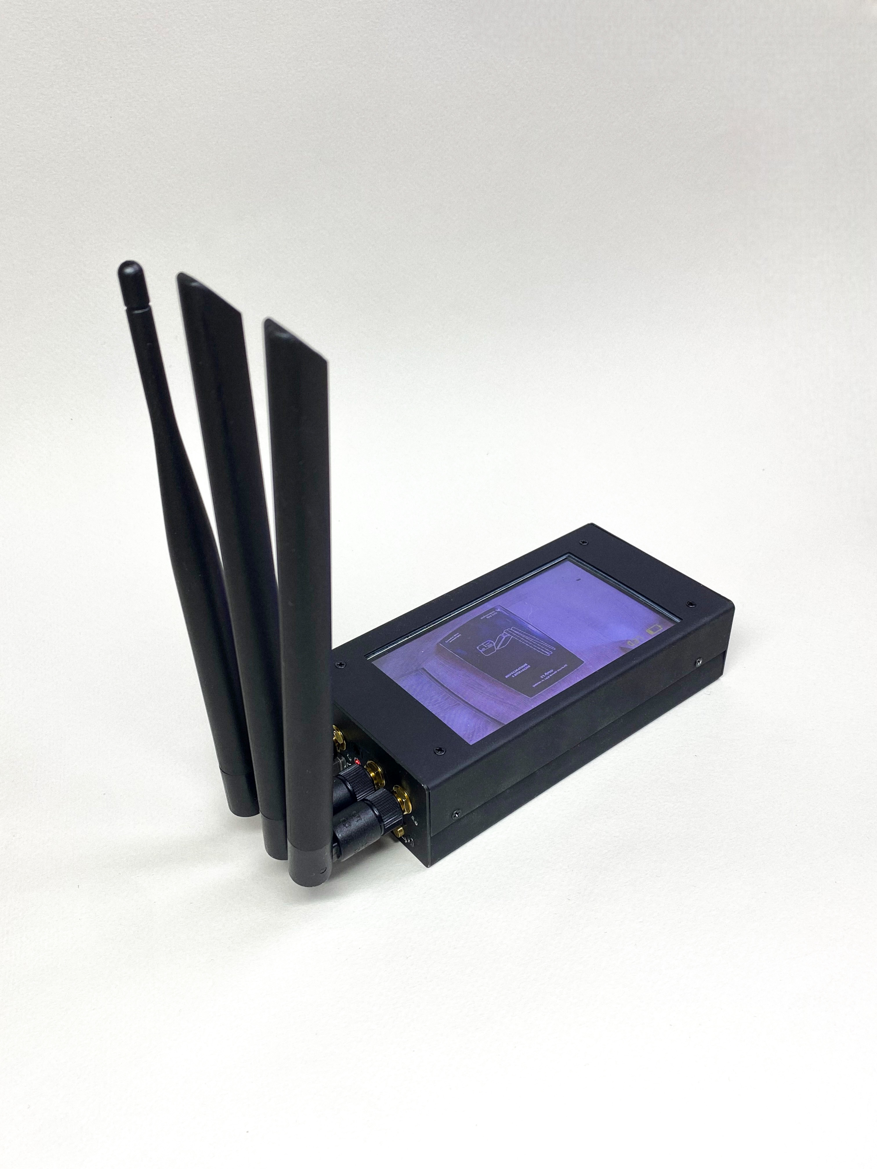 KARA DAG – OBRIY 1.4C - Detector RF antidrones portátil